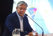 El gobierno de Neuquén despidió a empleados públicos por ausencias injustificadas