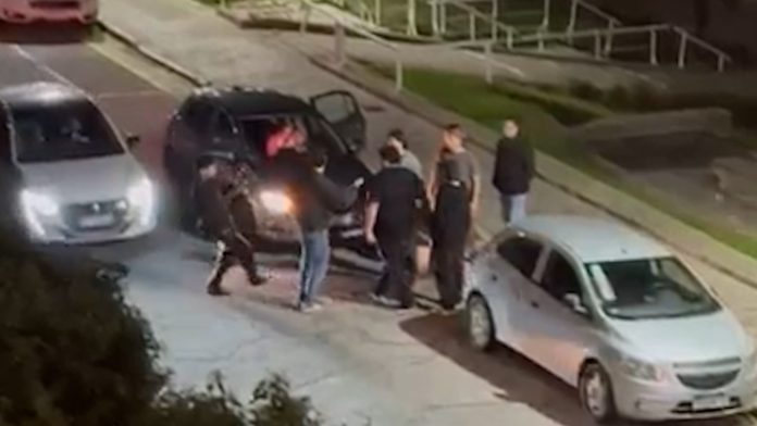 El joven atropellado tras una pelea en Mar del Plata pidió la detención de quien lo empujó: “Me amenazó de muerte”