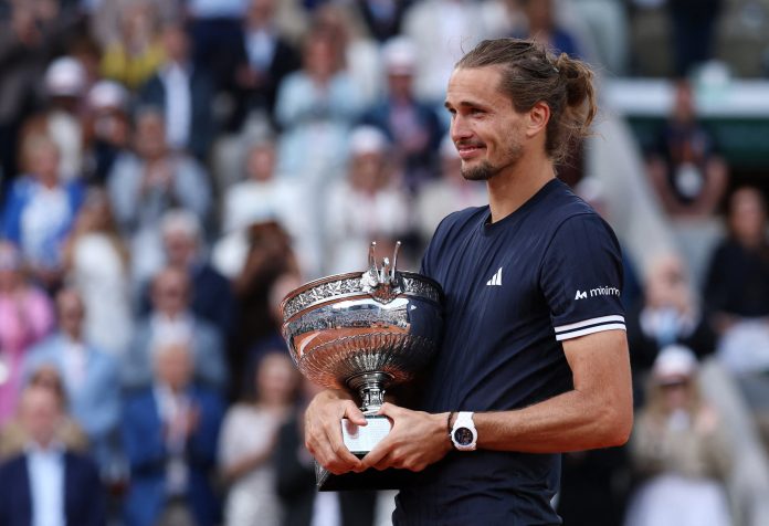 Entre la diabetes, la lesión de 2022 y la ovación en París: el recorrido de Zverev hacia el título en Roland Garros