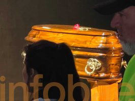 Exclusivo: las primeras imágenes de la capilla ardiente donde una multitud despide al Indio Solari