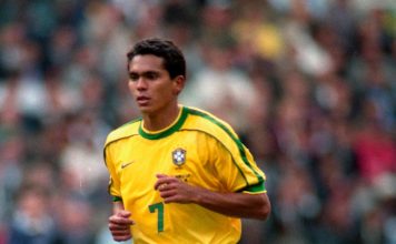 Fue titular en el primer partido del Mundial 1998 con Brasil, duró 45 minutos y no jugó más en su selección: “Aquí mando yo”