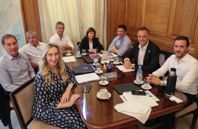 La mesa política volverá a reunirse esta semana tras la tensión interna y la resignación por la neutralidad de Milei