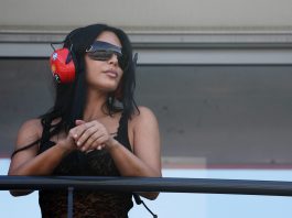 Las fotos de Kim Kardashian en el Gran Premio de Mónaco de F1 para alentar a su novio Lewis Hamilton: “Bienvenida al paddock”