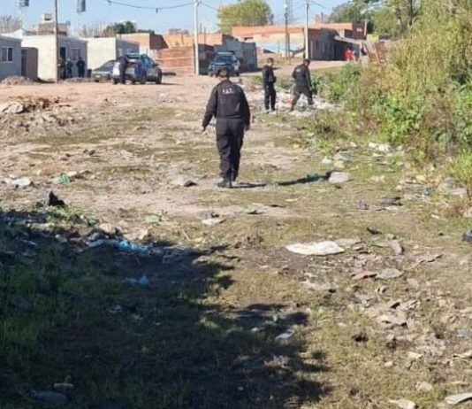 Mataron a una mujer y descartaron el cuerpo en una bolsa que arrojaron en un basural de Santa Fe