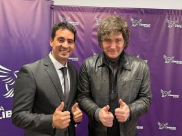 Milei y el daño infinito de Adorni: vocero nuevo, foto gastada