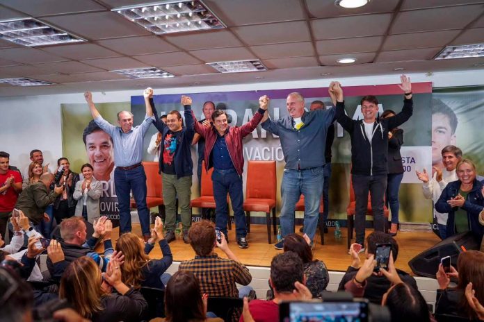 Misiones: la pelea entre el gobernador Passalacqua y el caudillo Rovira desencadenó una crisis de gabinete