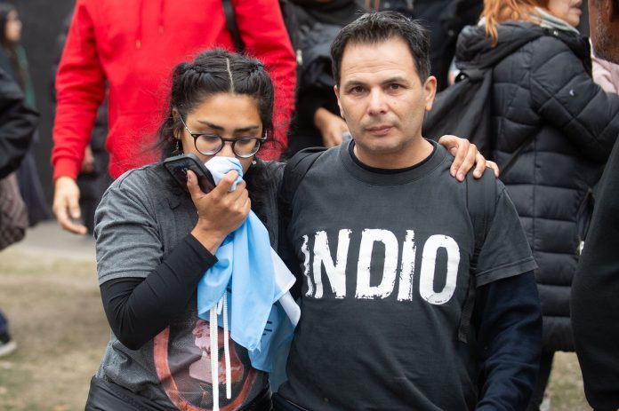 Por qué la despedida masiva del Indio Solari ya está entre los funerales populares que marcaron una época en la Argentina