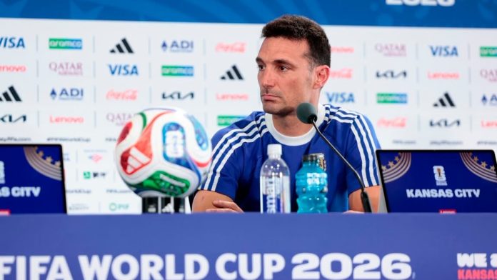 Scaloni y Enzo Fernández hablan en conferencia de prensa antes del partido ante Austria con el pase a 16avos del Mundial en juego