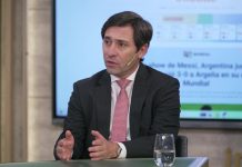 “Si se llega a esa instancia, vamos a acompañar el pedido de censura o remoción de Adorni”, anticipó el jefe de senadores del PRO