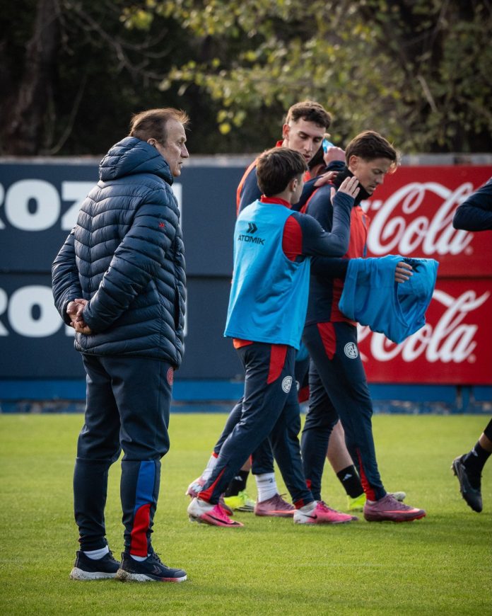 Sorpresa en San Lorenzo: Gustavo Álvarez presentó su renuncia como DT a horas de comenzar la pretemporada