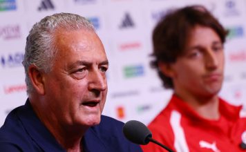 “Tenía ganas de morder las palmeras”: la curiosa reflexión de Gustavo Alfaro sobre el duro golpe que sufrió Paraguay en el Mundial