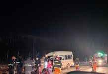 Una persona murió en un choque múltiple entre una camioneta, un camión y una trafic en la zona de Vaca Muerta