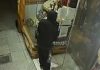 Violento robo en Mar del Plata: rompió la vidriera y se llevó comida y dinero de una fiambrería