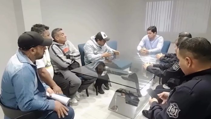 “A mí no me vengas a amenazar”: un intendente grabó los pedidos extorsivos de un grupo de piqueteros