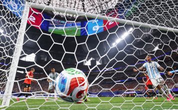 Así fueron los 13 minutos de furia en los que la selección argentina anotó tres goles y logró una histórica clasificación a cuartos del Mundial