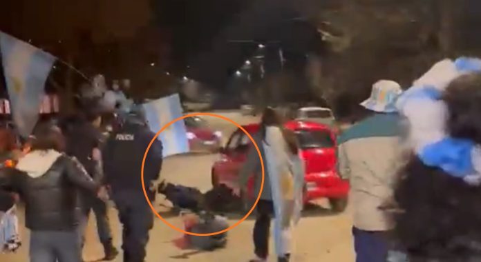 Atropelló a un policía de Neuquén durante los festejos por la victoria de Argentina, se dio a la fuga y lo detuvieron