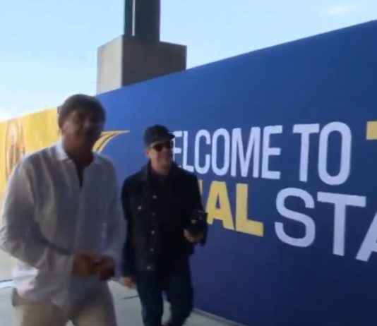 ¿Cábala?: el reconocido músico que bajó de los micros junto a los jugadores de la Argentina antes de la final del Mundial con España
