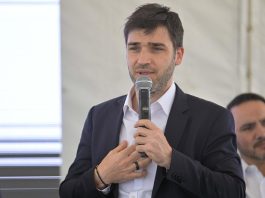 Chubut y el ENACOM firmaron un acuerdo para instalar el segundo cable submarino de fibra óptica del país