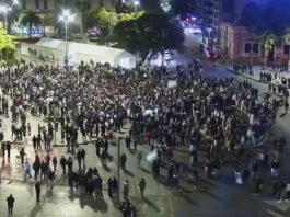 Detuvieron a cuatro personas por robar celulares en Córdoba durante los festejos por el triunfo de Argentina