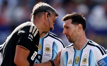 El árbitro de la final del Mundial entre Argentina y España habló por primera vez: la charla que tuvo con Lionel Messi
