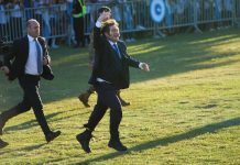 El Gobierno apuesta a que el buen clima mundialista se sostenga hasta el anuncio de la visita del Papa