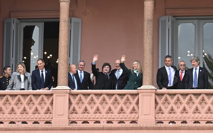 El próximo paso clave del plan de Milei y los dilemas para mostrar la recuperación económica antes de un 2027 electoral