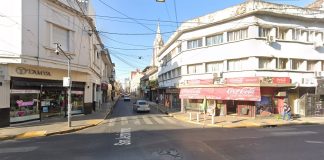Entró armado a un bazar de Santa Fe, gatilló varias veces y baleó a una cajera de 16 años: todo quedó filmado