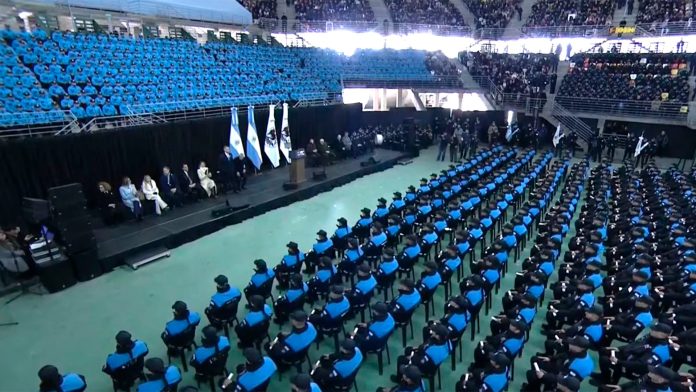 Jorge Macri encabezó el acto de ingreso de 1000 nuevos policías de la Ciudad al Plan Integral de Seguridad: “El vale todo se terminó”