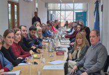 Kicillof les ofreció un aumento del 2,5% a los docentes y los gremios lo rechazaron