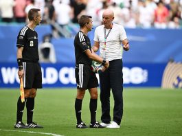 La gran polémica del Mundial: Noruega reclamó que la pelota pegó en un cable de la cámara de TV antes del empate de Inglaterra