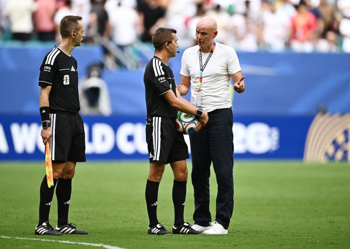 La gran polémica del Mundial: Noruega reclamó que la pelota pegó en un cable de la cámara de TV antes del empate de Inglaterra