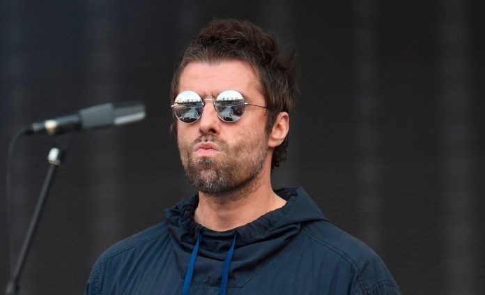Liam Gallagher destrozó el show de medio tiempo de la final del Mundial: “Un montaje de manicomio”