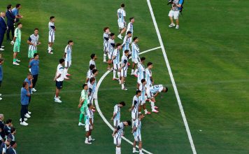 Los detalles del regreso de la Selección a la Argentina tras perder la final del Mundial: el regalo de bienvenida