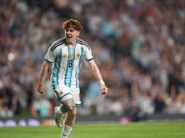Los lujos del Colo Barco en un partido informal en Pilar: caño, gol y un look que fue muy celebrado en las redes