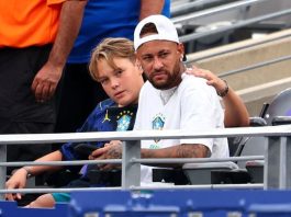 Polémica en Brasil: la imagen de Neymar en un torneo de póker que se volvió viral y generó una ola de críticas