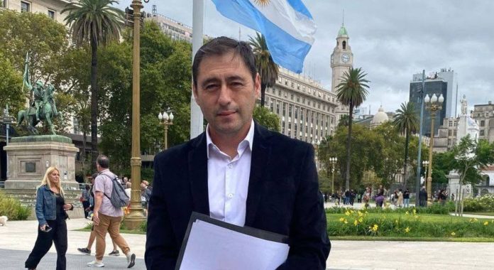 Río Negro: suspendieron a un intendente libertario mientras la Justicia lo investiga por presunta administración fraudulenta