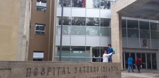 Una nena de 11 años sufrió una intoxicación alcohólica: investigan a una mujer que la habría amenazado para que consuma