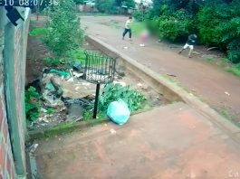 Video escalofriante: una niña de 7 años fue raptada por un adolescente e investigan un presunto intento de abuso