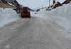 Continúa el temporal de nieve en la cordillera y ya hay más de 3000 camiones varados en la frontera