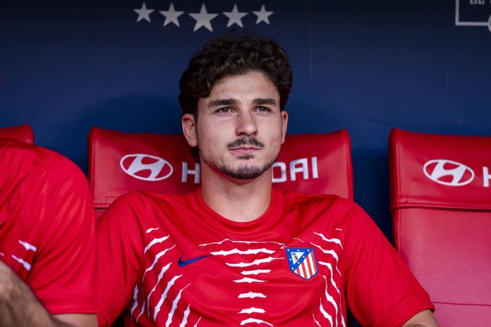 El CEO del Atlético de Madrid criticó al entorno de Julián Álvarez y señaló la única manera en la que aceptaría venderlo