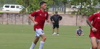 El futbolista argentino detenido por el ICE de EEUU será trasladado a un centro de seguridad para migrantes: el pedido de la familia