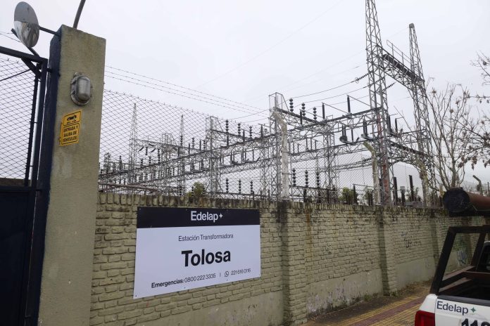 El gobierno bonaerense avanza con la investigación para determinar qué causó el apagón masivo en La Plata