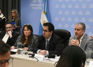 El oficialismo dictaminó la reforma del BCRA para prohibir la emisión: el peronismo se retiró del plenario