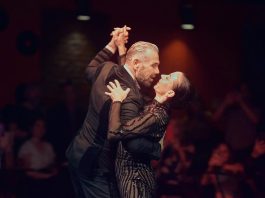 Era gimnasta, se quedó ciega a los 20 años y eligió ser bailarina de tango para moverse con plenitud: “La música me transmite imágenes”