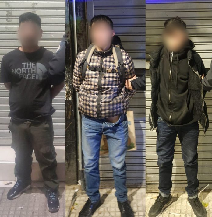 Escalaron un balcón para robar un departamento en Balvanera: la insólita maniobra de uno de los ladrones para esconderse