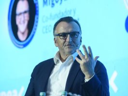 Globant presentó Glob.IA, una nueva plataforma de servicios basados de IA para las empresas