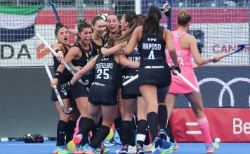 Las Leonas vencieron 2-0 a Escocia y clasificaron a la próxima ronda del Mundial de hockey