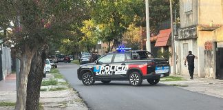 Maniataron a toda una familia en Santa Fe y solo se llevaron un televisor: buscan a los delincuentes