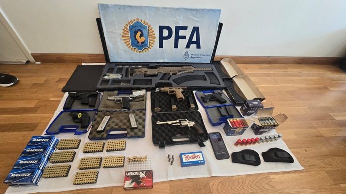 Pidieron llevar a juicio a 11 personas acusadas de formar parte de una red que desviaba armas a mercados ilegales