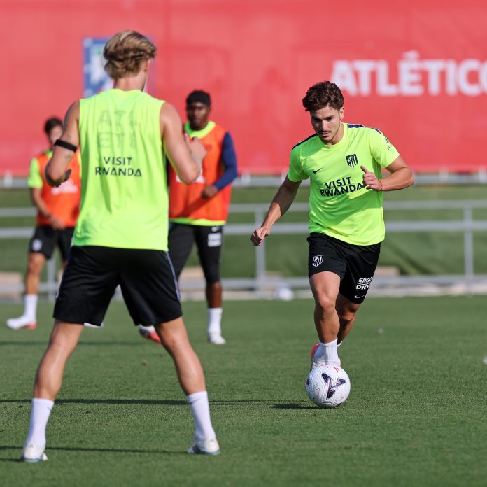 Se define el futuro de Julián Álvarez en Atlético de Madrid: los detalles de la primera charla clave con Simeone y la decisión del DT